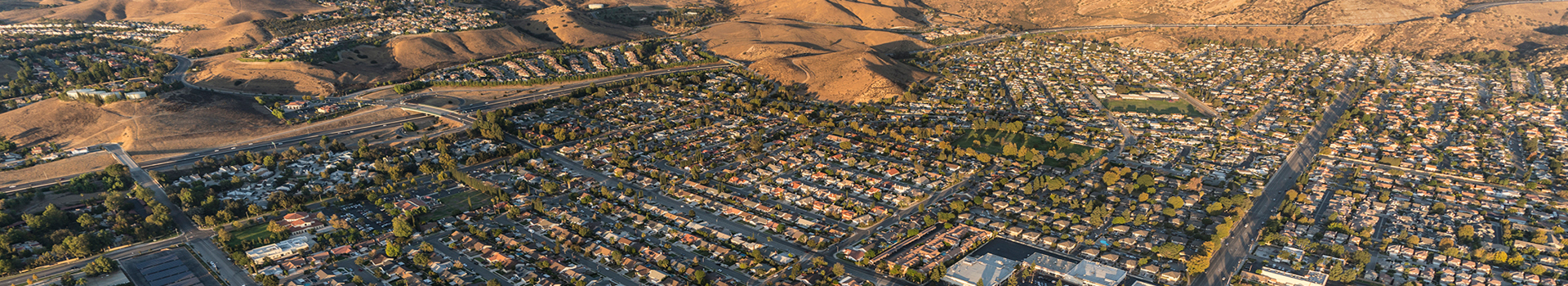 an aerial view of a housing development in Simi Valley